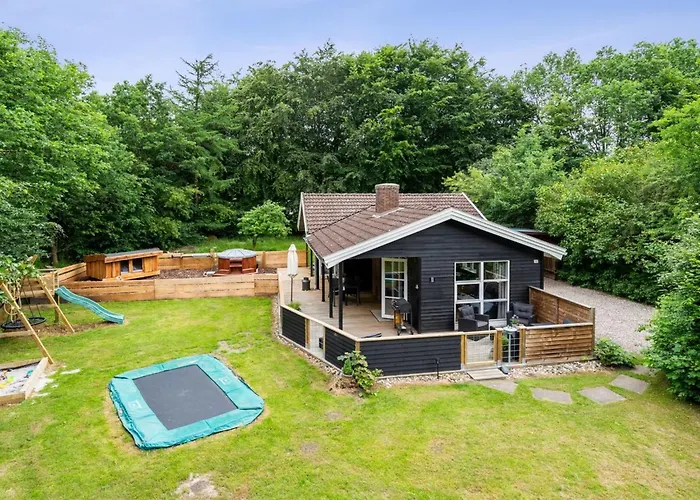 Helghi - 30km From The Sea By Interhome Hébergement de vacances