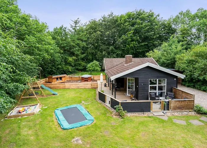 Helghi - 30km From The Sea By Interhome Feriehus *